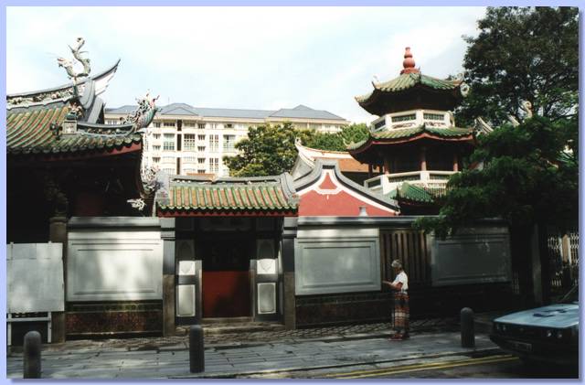 08 - Thian Hock Keng Temple.jpg